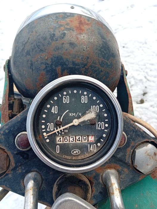 Продам Урал не находу