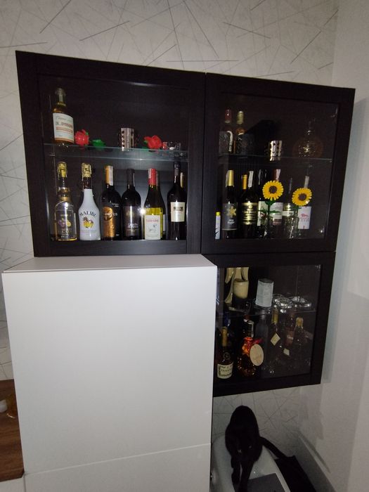Witrynki Ikea Besta czarnobrązowe 3xszer. 60cm, wys. 64cm, gł. 20cm