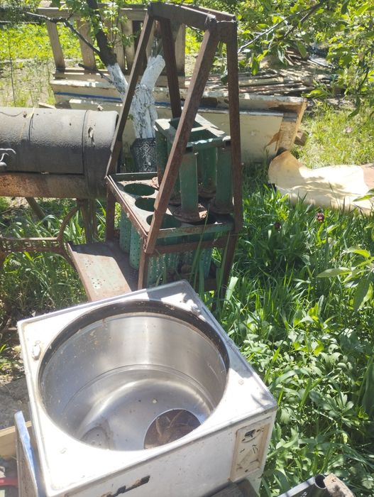 Продам прес для палет
