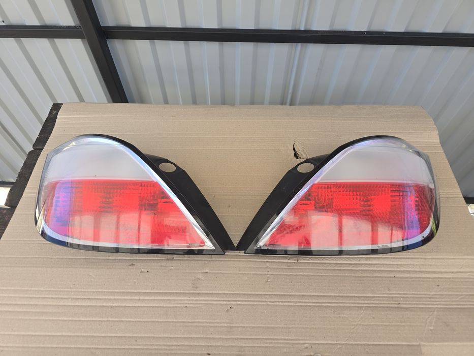 Стоп фанарь ліхтар opel Astra H седан