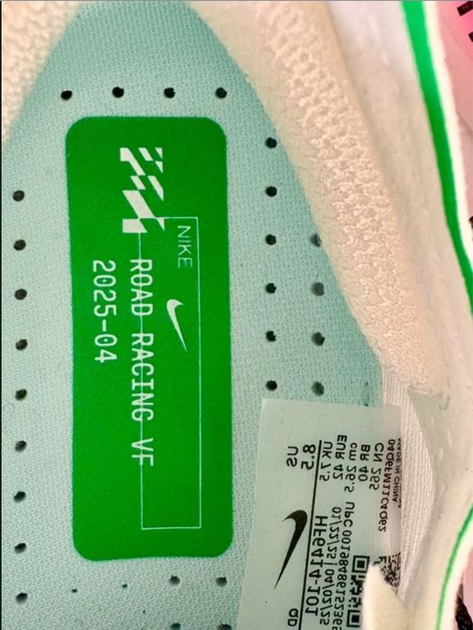 Nike Vaporfly next 4% (Novas)