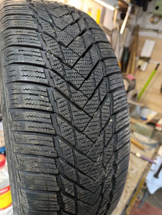 Продам шину Aplus A701 185/60 R15 88H