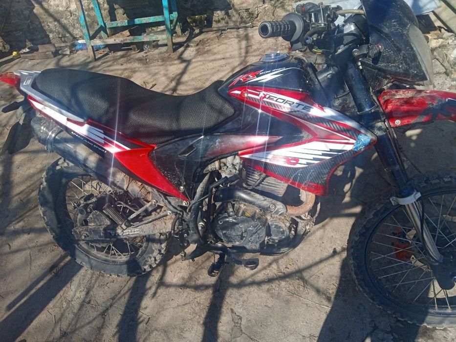 Продаш або обмін Forte ft200gy c5b 2018 року