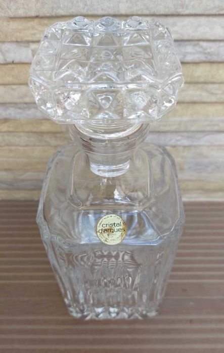 Vende-se Garrafa de Cristal426133263987527682