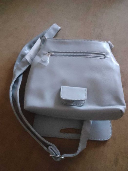 Нова сумочка для дівчинки