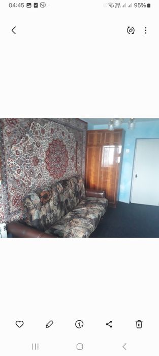 Здаються кімнати в сухій теплій квартирі . Центр міста .