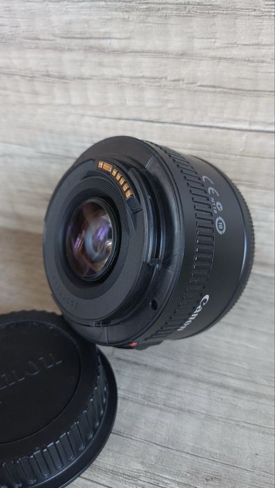 Canon EF 50mm f1.8 II світло сильний обʼєктив до  камер Canon