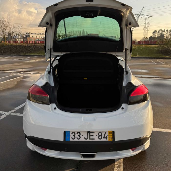 Mégane Coupé 1.5 World Series | Embraiagem + Bimassa Novas  | Carplay