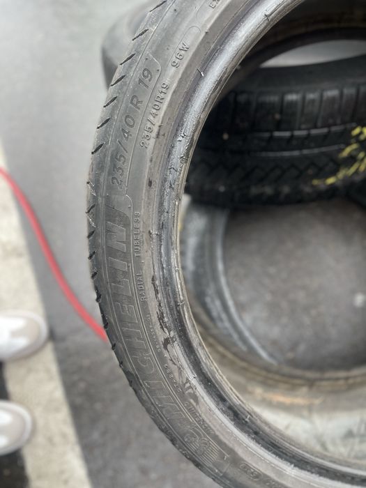Michelin 235/40/19