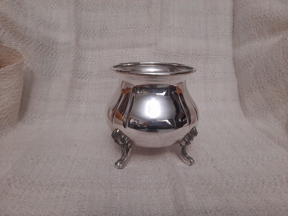 Vende.se conjunto de taças ,silver plate