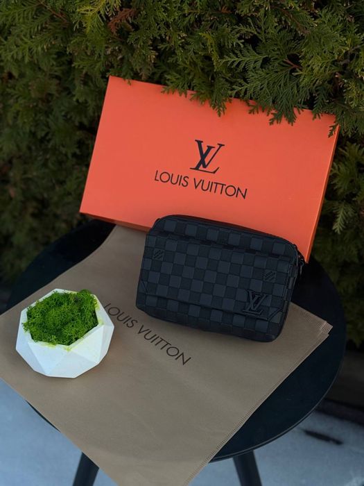 Сумка Louis Vuitton шкіряна чоловіча через плече Lv сумка Луи Витон Лв