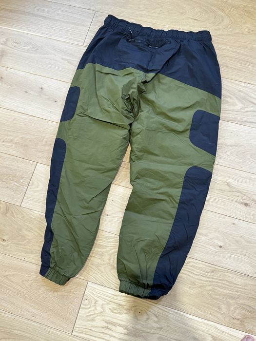 Spodnie dresowe Nike sportowe szeleszczące ortalionowe roz L