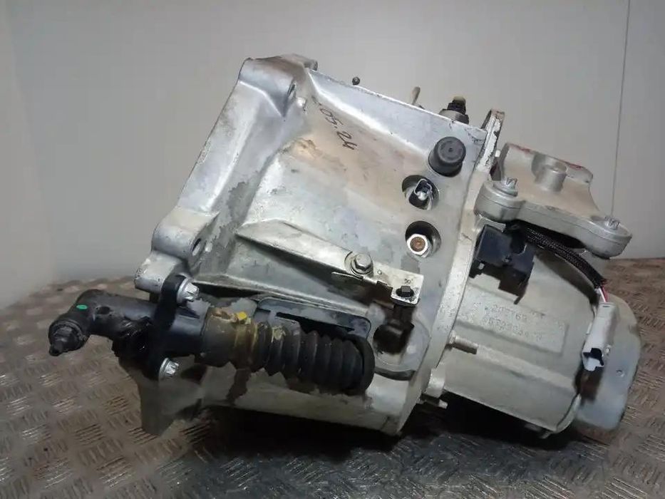 Caixa De Velocidades Peugeot 2008 1.5 Hdi Refª: 20Et69