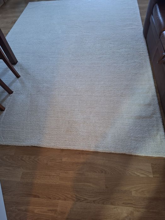 Sprzedam  dywan  200x300