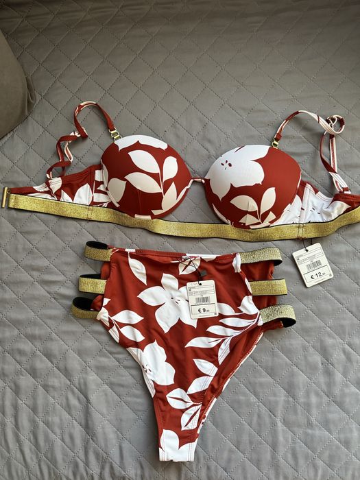 Шикарний купальник виробництва Італії