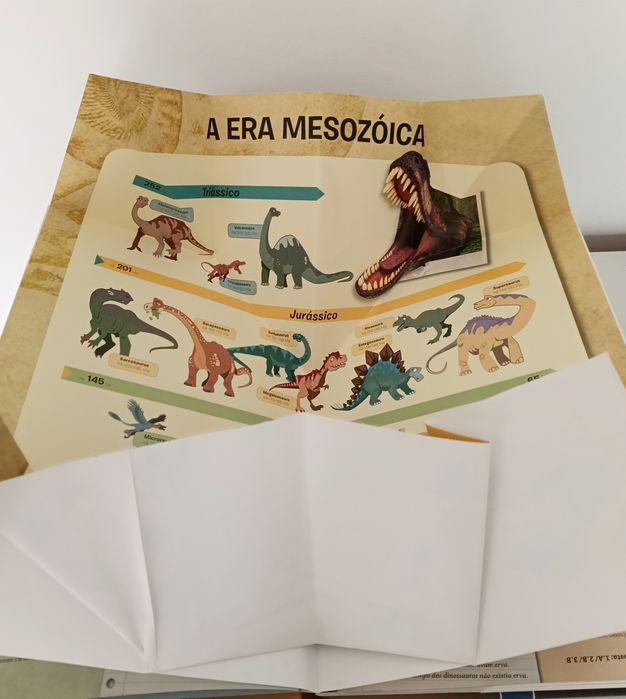 Atlas Desdobrável dos Dinossauros