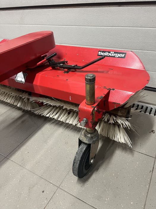 Zamiatarka TIELBURGER Dzik Ciągnik Jednoosiowy HONDA ISEKI VIKING