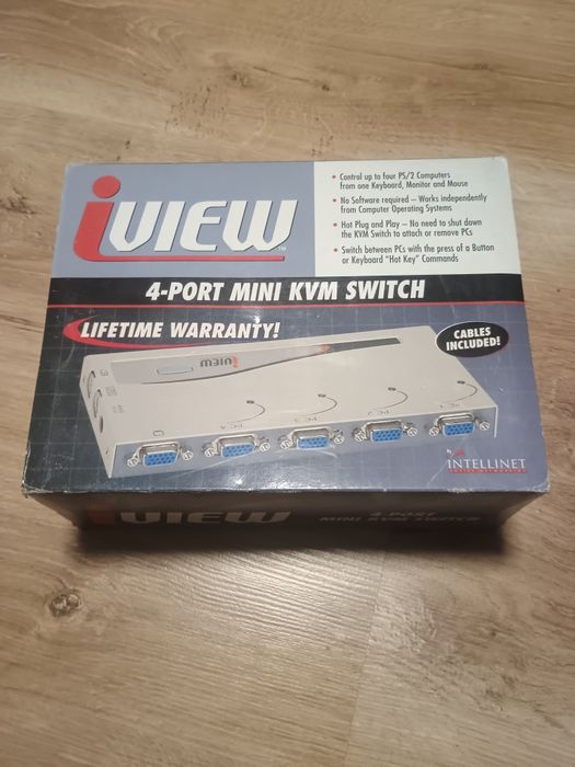 4-portowy switch