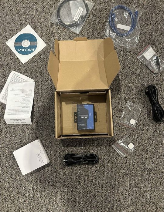 Moxa uc-7101 Wbudowany komputer przemysłowy