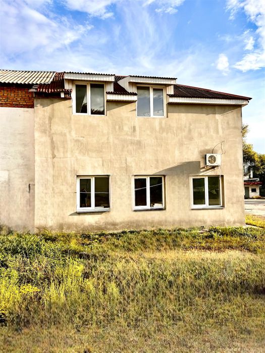 Продається промислова база в рні вул. Залізняка