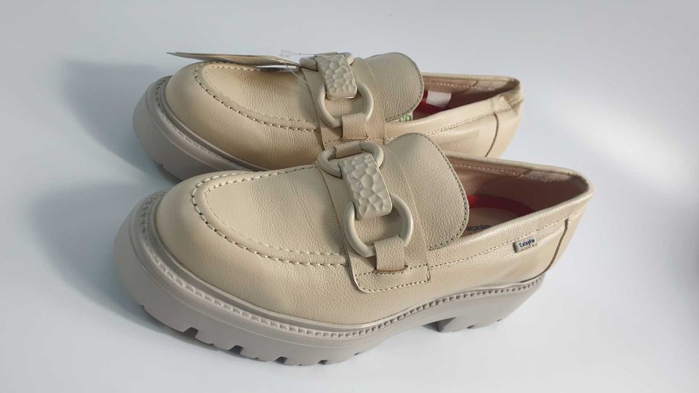 Callaghan Loafersy 32908 Beżowy rozmiar  39