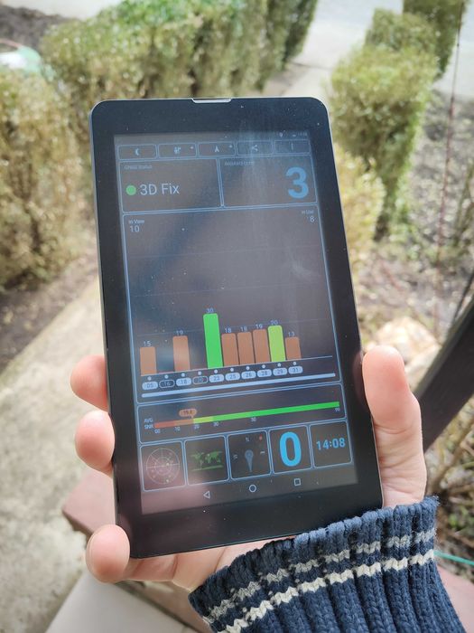 РОЗПРОДАЖ! Планшет LF705 7 дюймів, 2 SIM, GPS, 2/16 gb + бт навушники