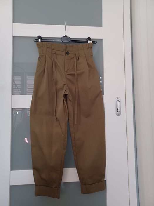 Cudne spodnie Bershka