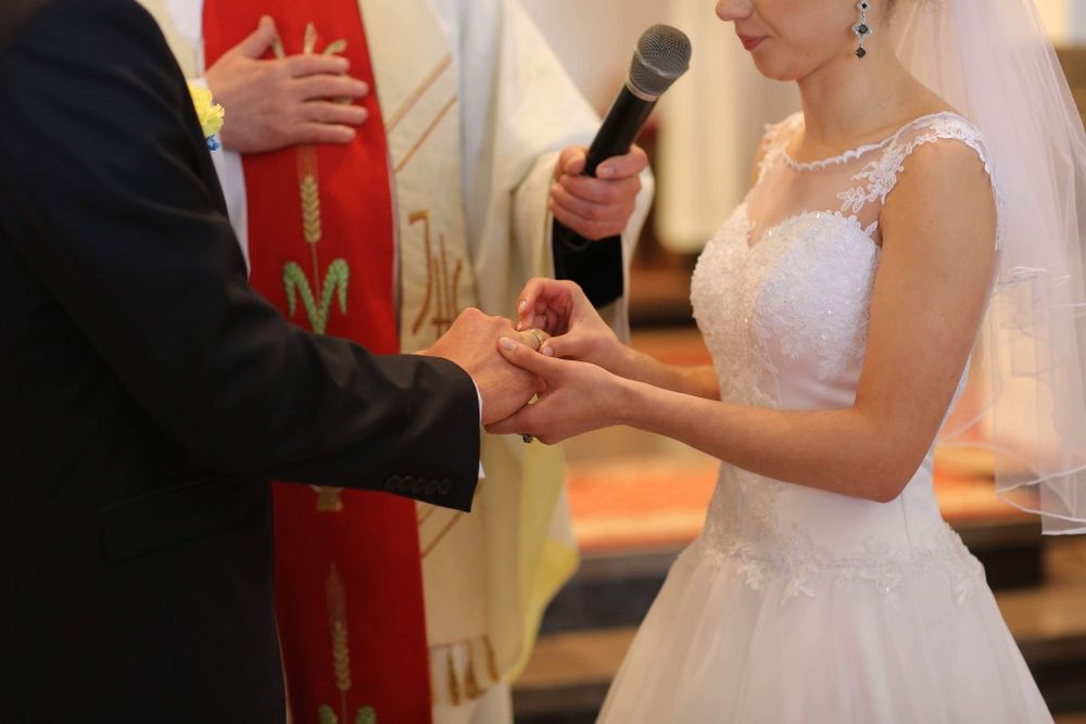 Piękna suknia ślubna