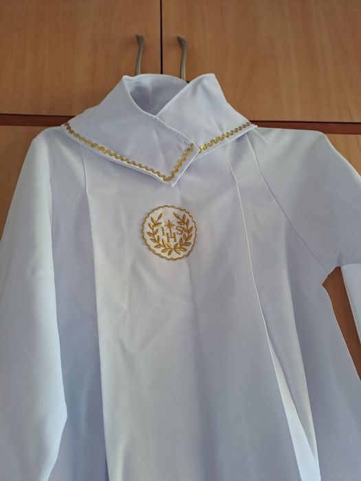 Alby chłopięce białe