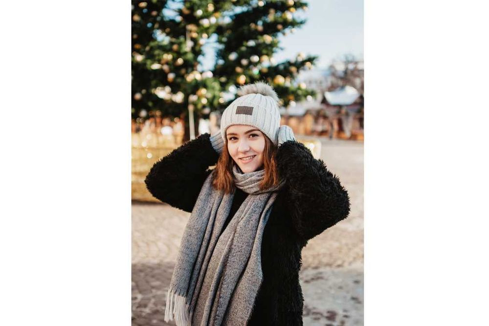 Шапка женская Under Armour Snowcrest Pom Beanie - 100% оригинал