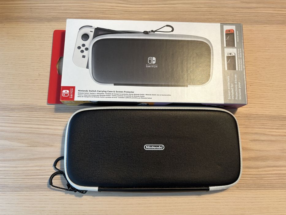 Nintendo switch OLED + 5 jogos Pokémon e Zelda