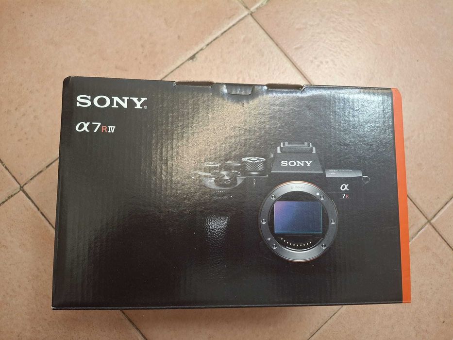Câmara Digital Sony Alpha a7R IV Mirrorless Body