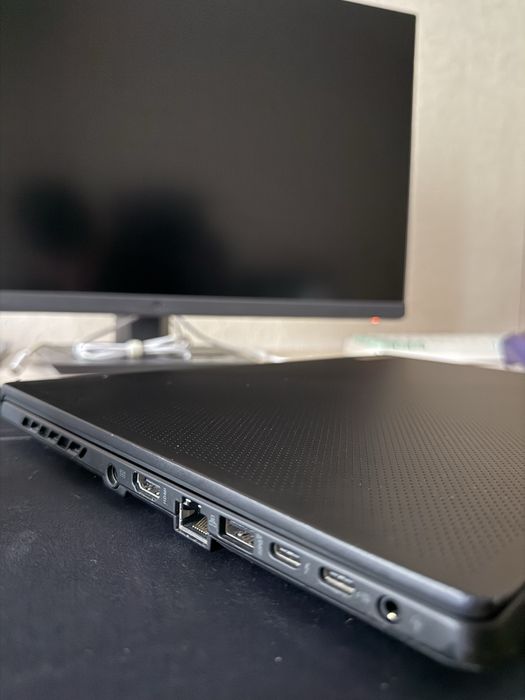 ASUS ROG Zephyrus M16 | Ігровий ноутбук | i9-12900H | RTX 3070 Ti 8GB | 16GB DDR5 | 2K 165Гц