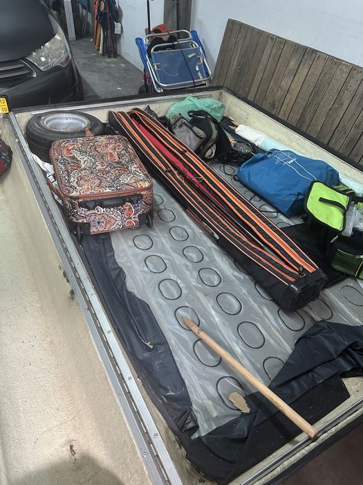 Atrelado Reboque de Carga Inesca Monaco com Grades de Tejadilho