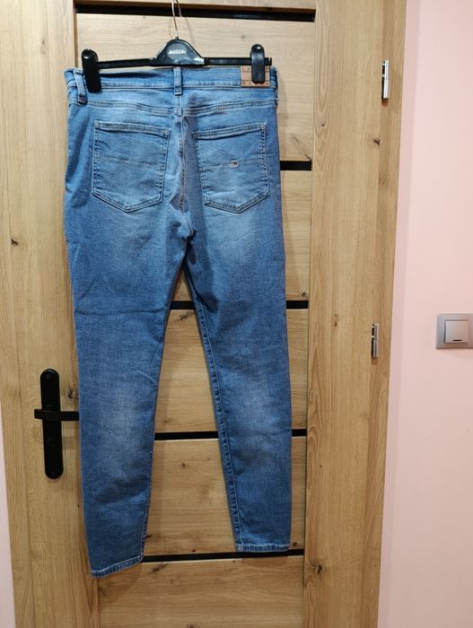 Tommy Jeans Sylvia High Super Skinny w rozmiarze 31/30