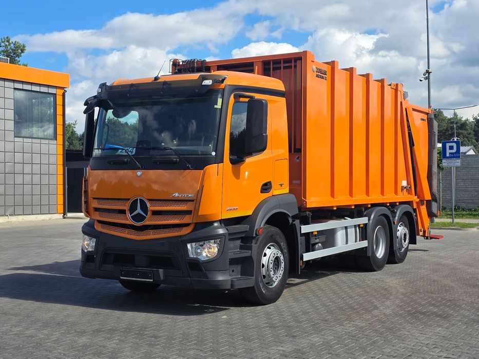 Mercedes-Benz