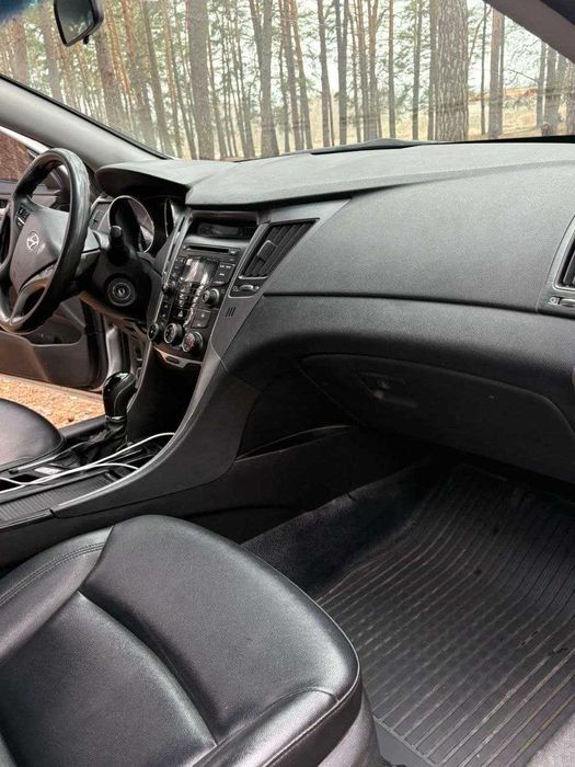 Hyundai Sonata 2013