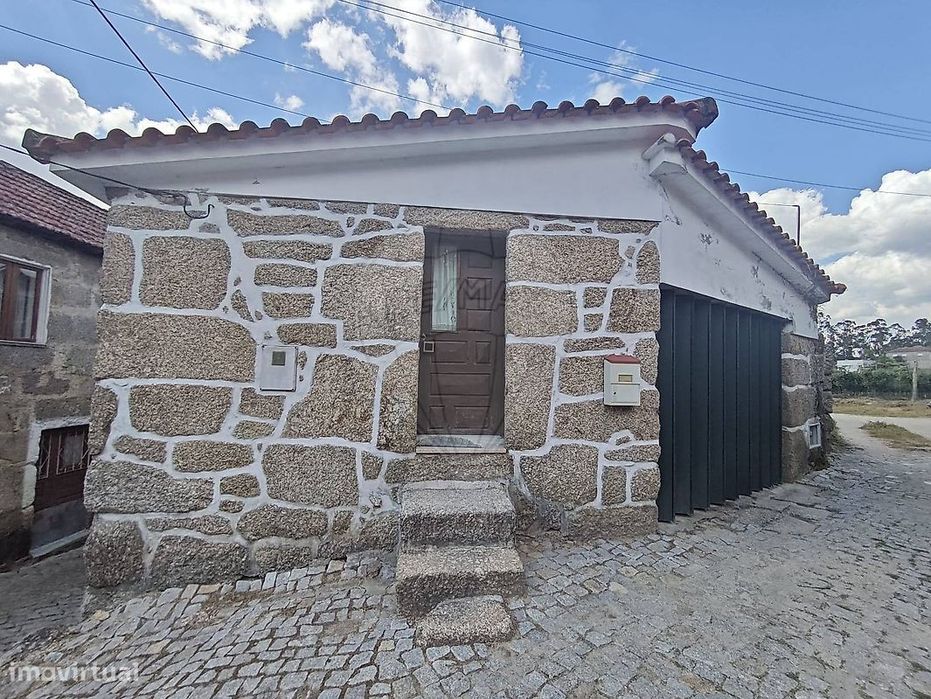 Moradia T2 para venda
