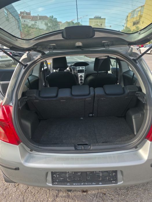 Vendo toyota yaris de caixa automatico