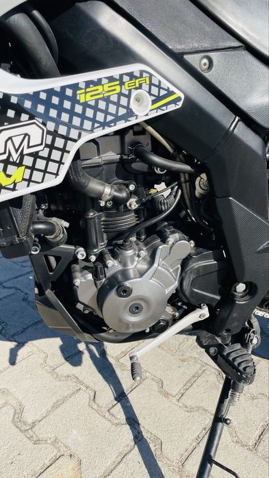UM  dsr  125  SM
