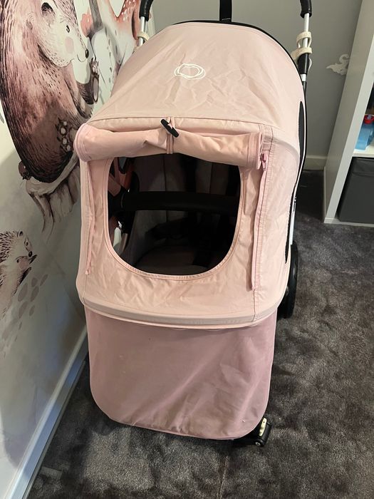 Budka letnia różowa piękna