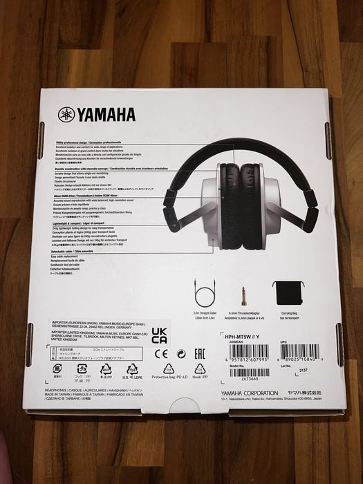 Yamaha HPH-MT5w Studio Monitor