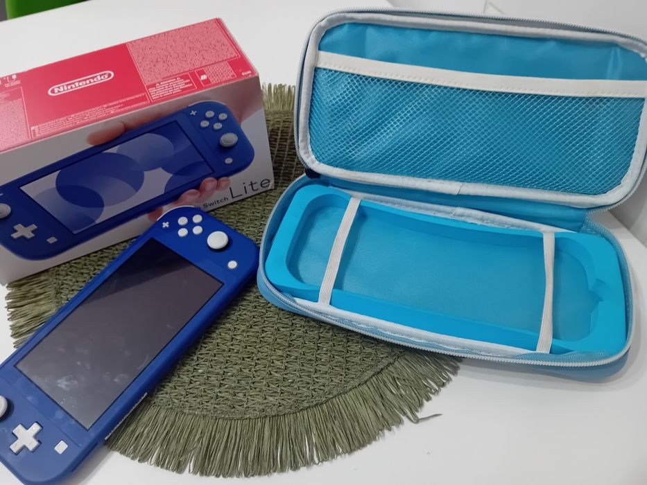 Nintendo Switch Lite mais estojo de transporte