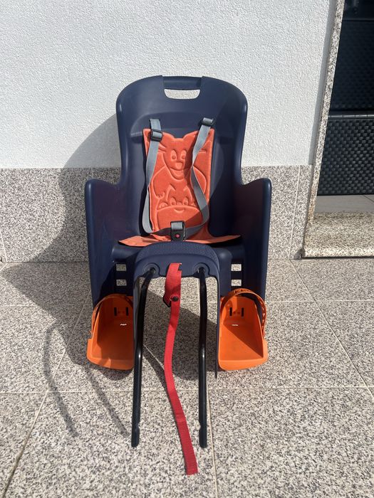 Cadeira de criança para andar/ apoiar na bicicleta