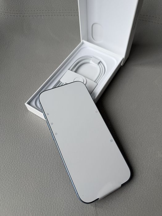 NEW Apple iPhone 17 256gb, Open box