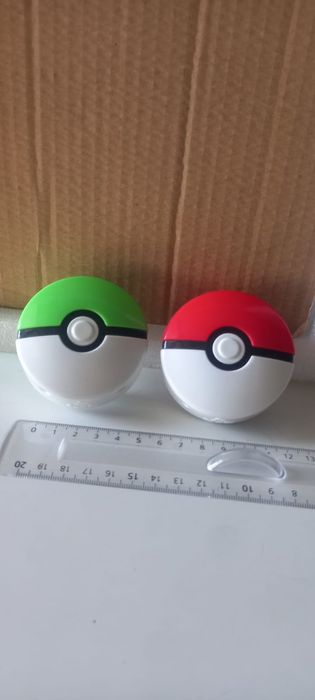 Conjunto 2 Pokébolas