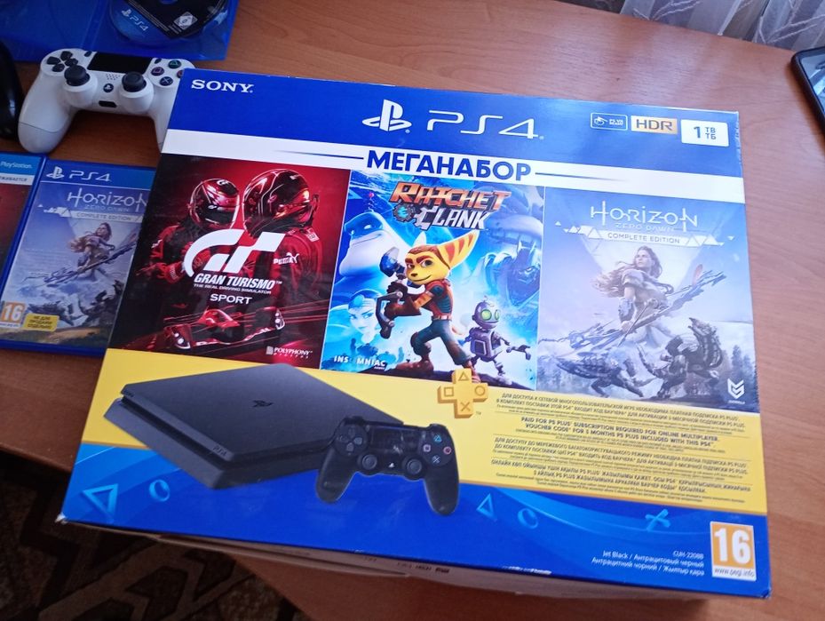 Продам плейстейшен 4 pro