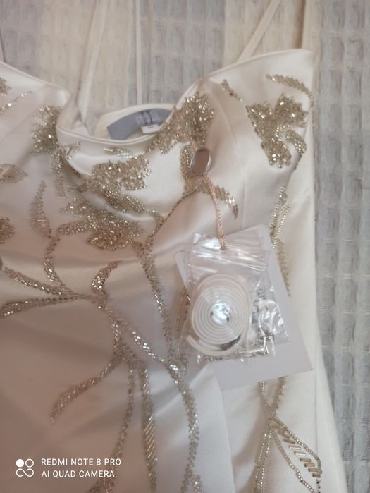 Свадебное брендовое платье со шлейфом новое Pearce Fionda