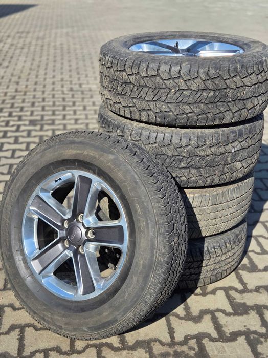 Колеса в зборі на Wrangler R18 5x127 резина 265/60 R18