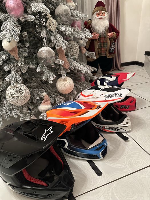 Продам Шоломи Ендуро (fox v3 )(airoh)(shoei)(alpinestar sm5)